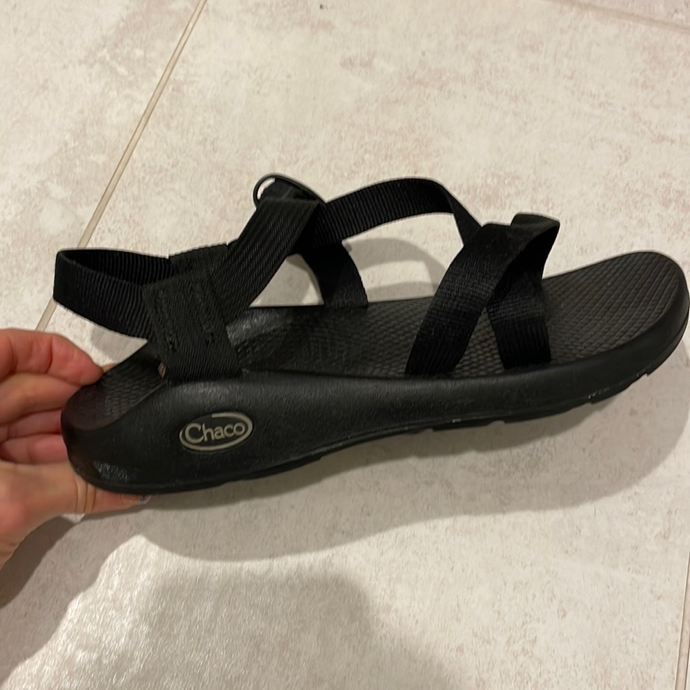 Women’s Chacos, black, size 8, excellent condition